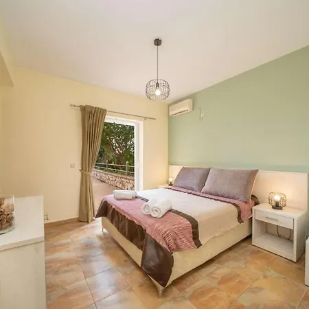 Olympia Skala Villa Spathíon
